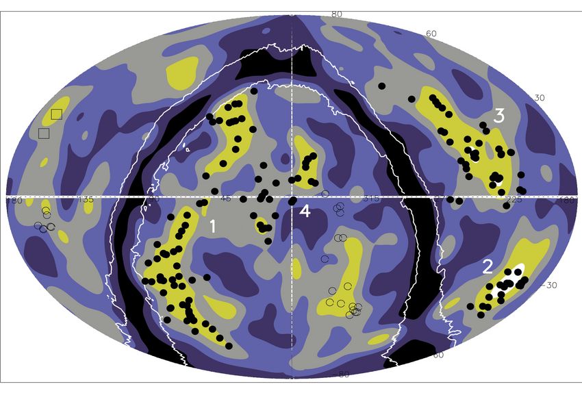 Verteilung der Galaxien (flächige Farben) und Galaxienhaufen (schwarze Punkte) in einer uns umgebenden Kugelschale mit einer Entfernung von 416 bis 826 Millionen Lichtjahren. Die fünf Superstrukturen sind markiert: 1 Quipu, 2 Shapley, 3  Serpens-Corona Borealis und Herkules (am Himmel überlappend),  4 Sculptor-Pegasus. Das weiß umrandete Gebiet ist durch die Scheibe der Milchstraße abgeschattet